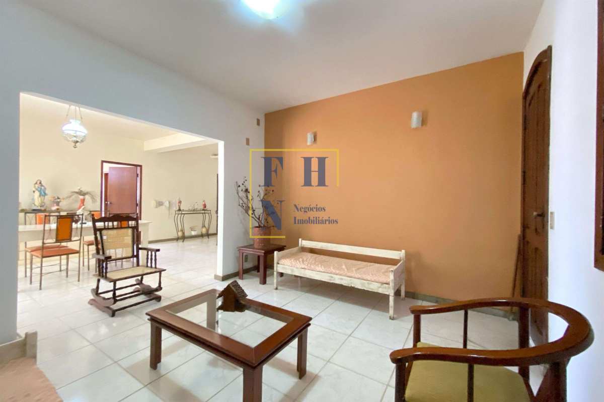 Casa 5 Quartos à Venda no Palmares em Belo Horizonte