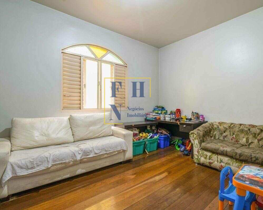 Casa 4 Quartos à Venda no Palmares em Belo Horizonte