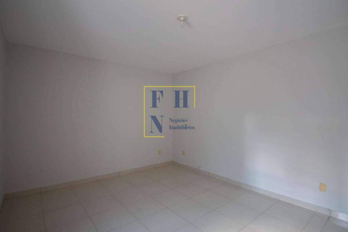 Casa à venda com 3 quartos, 212m² - Palmares,