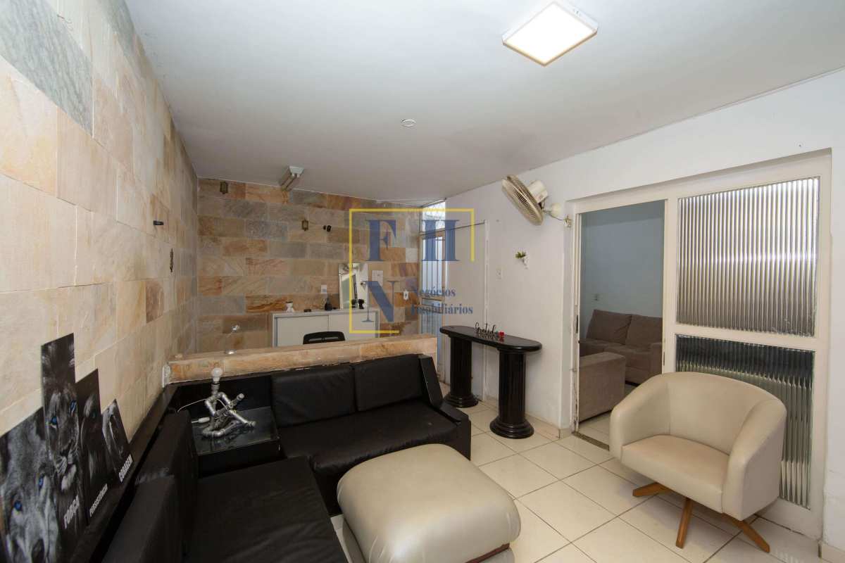 Casa 5 Quartos à Venda no Prado em Belo Horizonte