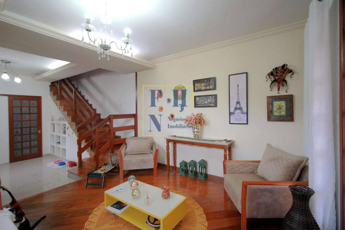  - Casa 4 Quartos à Venda na Renascença em Belo Horizonte