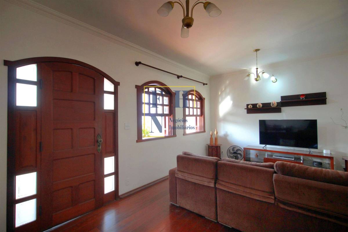 Casa à venda com 3 quartos, 273m² - Renascença,