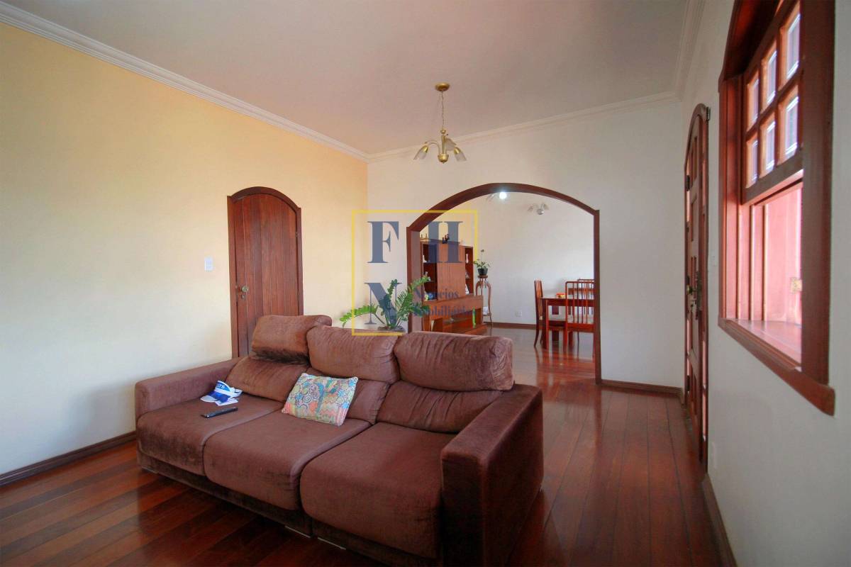  - Casa 3 Quartos à Venda na Renascença em Belo Horizonte