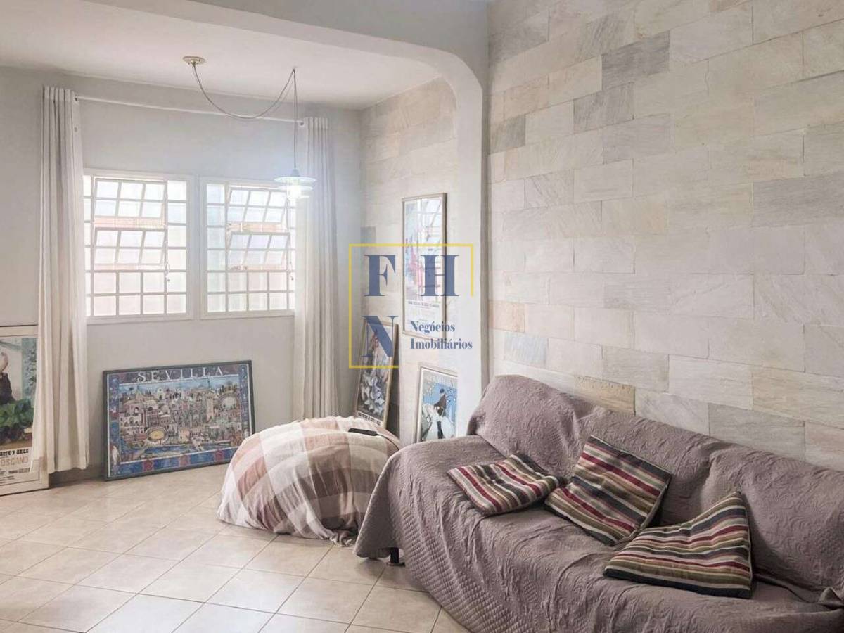Casa à venda com 4 quartos, 188m² - Renascença,
