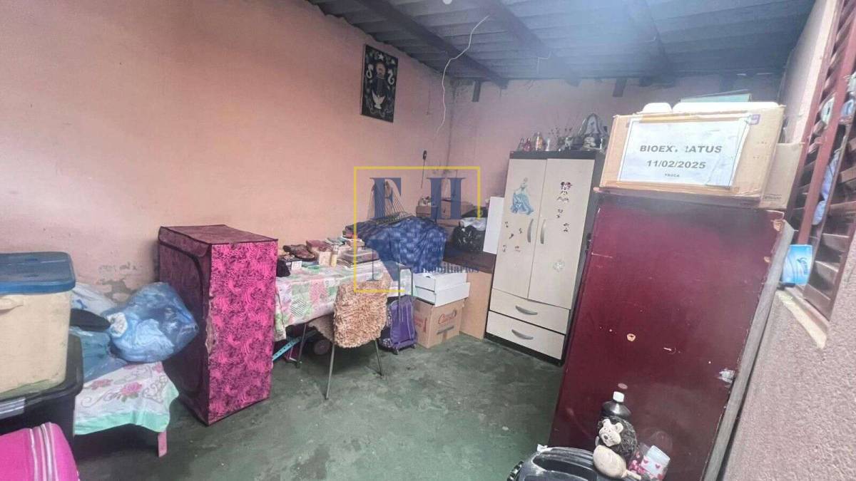 Casa à venda com 5 quartos, 300m² - Renascença,