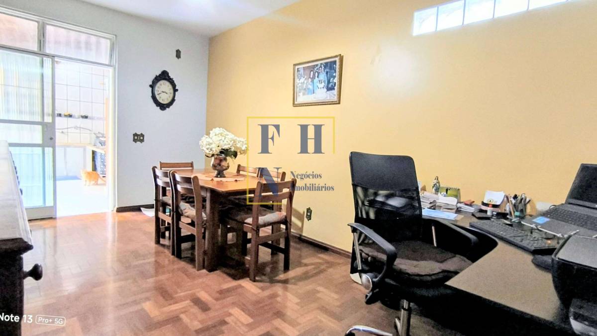 Casa à venda com 6 quartos, 400m² - Renascença,