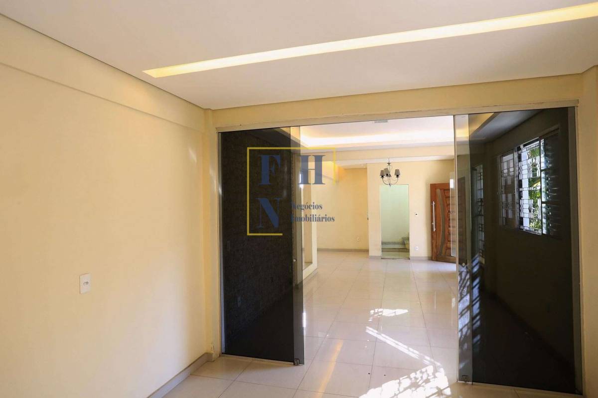  - Casa 5 Quartos à Venda na Renascença em Belo Horizonte