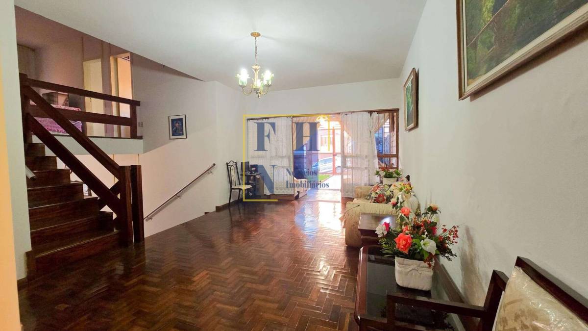  - Casa 4 Quartos à Venda na Renascença em Belo Horizonte