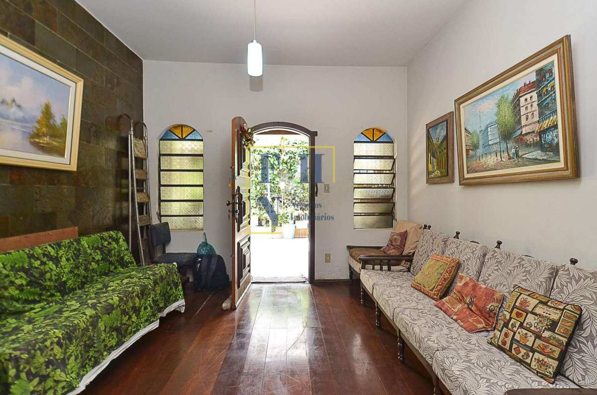 Casa à venda, Sagrada Família, com 5 quartos, 316m²