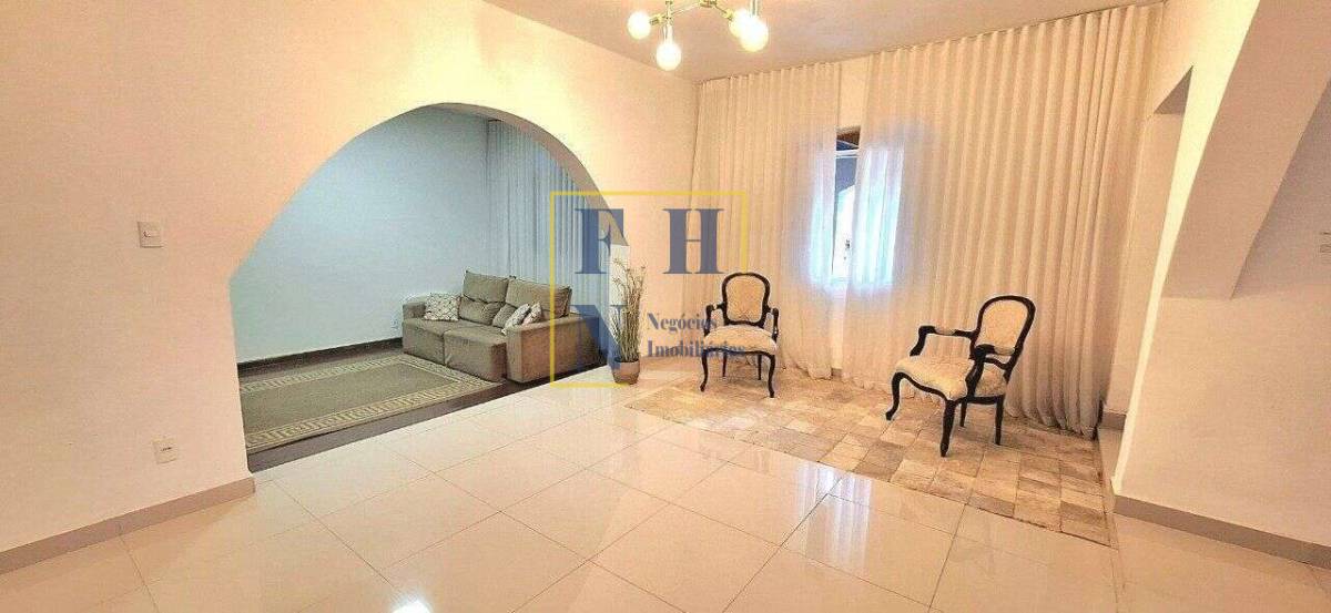  - Casa 3 Quartos à Venda na Sagrada Família em Belo Horizonte