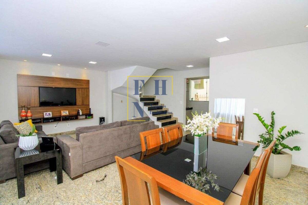 Casa 3 Quartos à Venda na Sagrada Família em Belo Horizonte - FHN Imóveis
