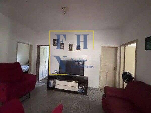 Casa à venda com 6 quartos, 411m² - Sagrada Família,