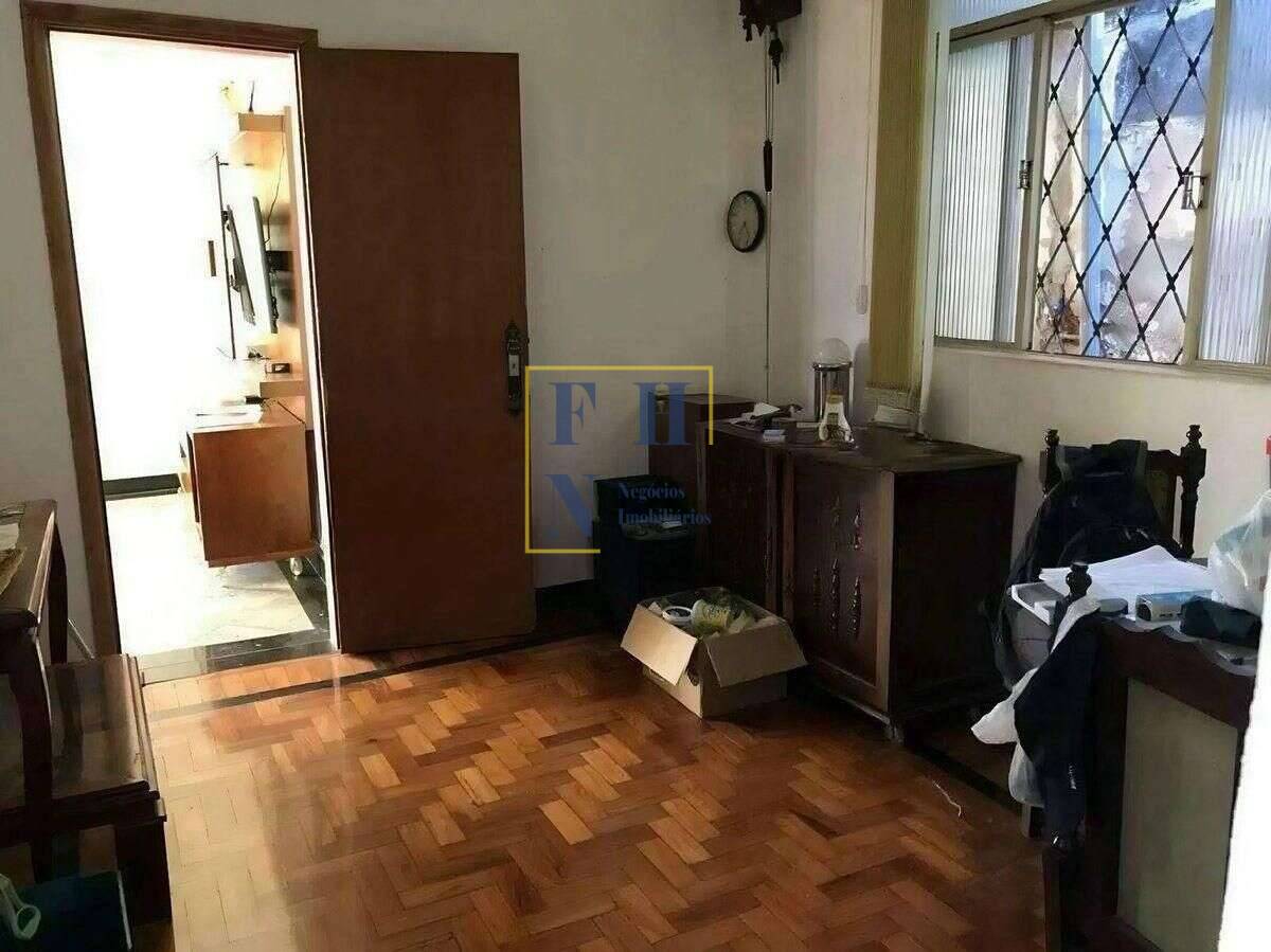  - Casa 3 Quartos à Venda na Sagrada Família em Belo Horizonte
