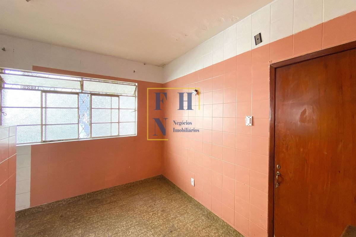  - Casa 2 Quartos à Venda na Sagrada Família em Belo Horizonte