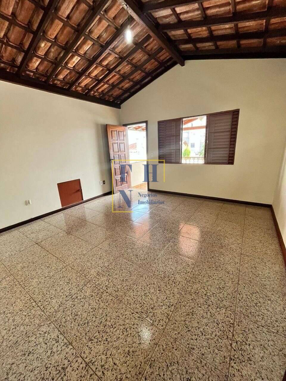  - Casa 3 Quartos à Venda na Sagrada Família em Belo Horizonte