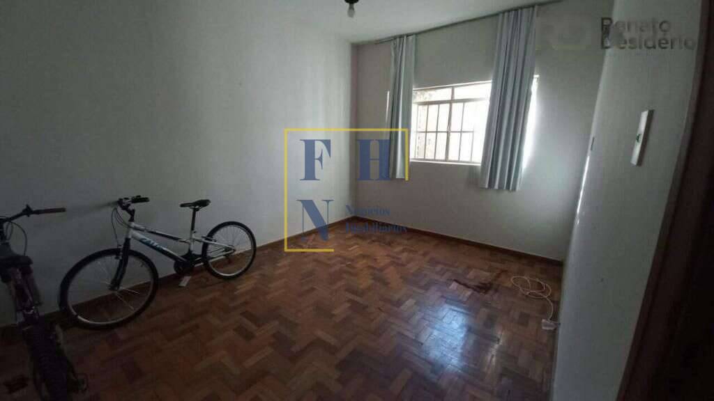  - Casa 4 Quartos à Venda na Sagrada Família em Belo Horizonte