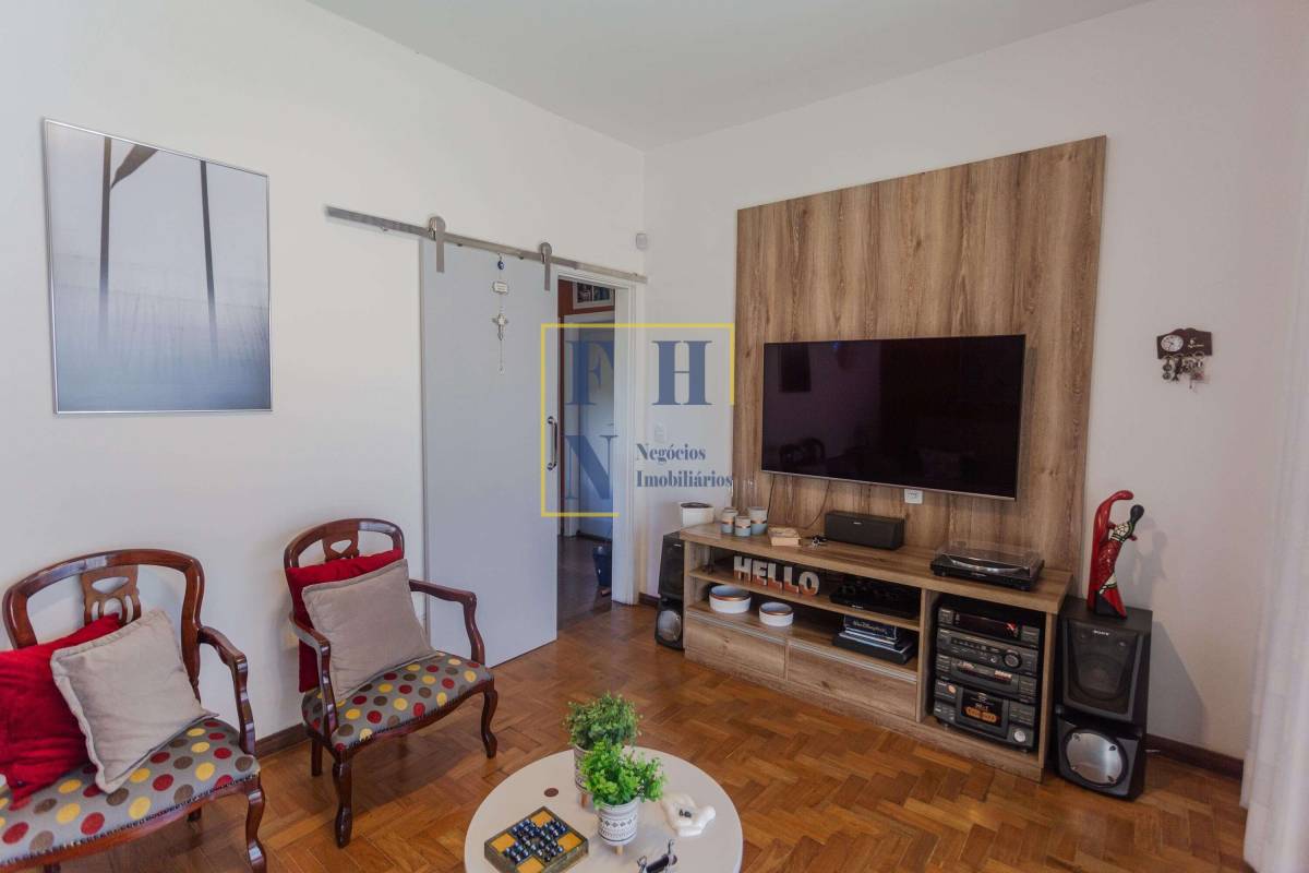  - Casa 4 Quartos à Venda na Sagrada Família em Belo Horizonte