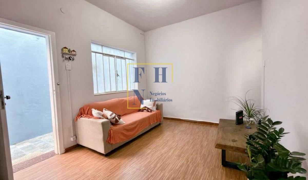  - Casa 2 Quartos à Venda na Sagrada Família em Belo Horizonte