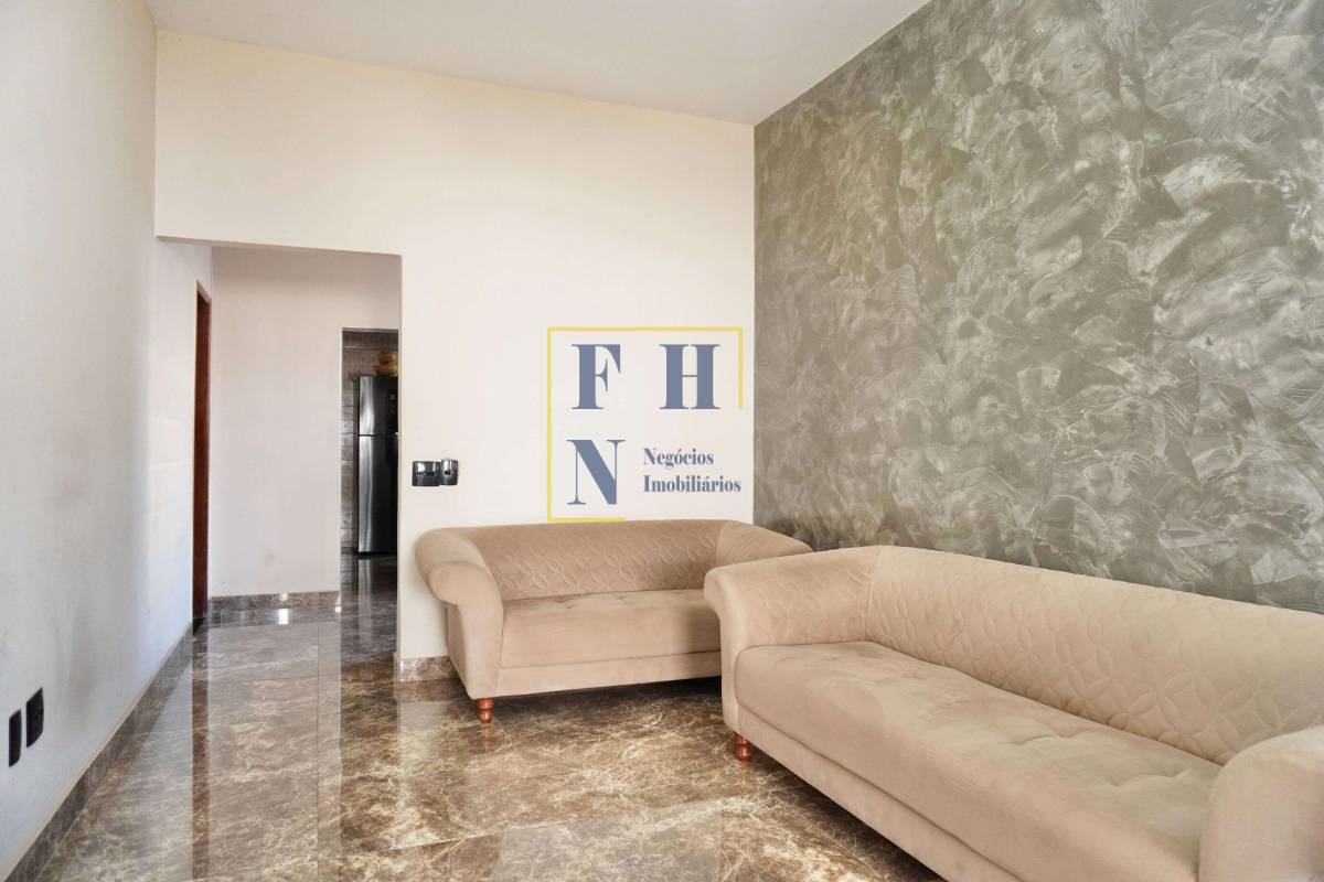 Casa à venda com 4 quartos, 200m² - Sagrada Família,