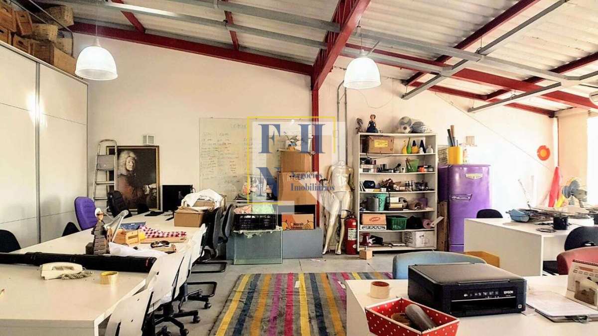 Casa 15 Quartos à Venda na Santa Lúcia em Belo Horizonte
