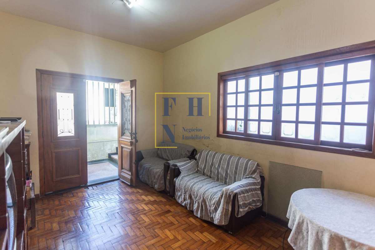 Casa 3 Quartos à Venda na Santa Tereza em Belo Horizonte
