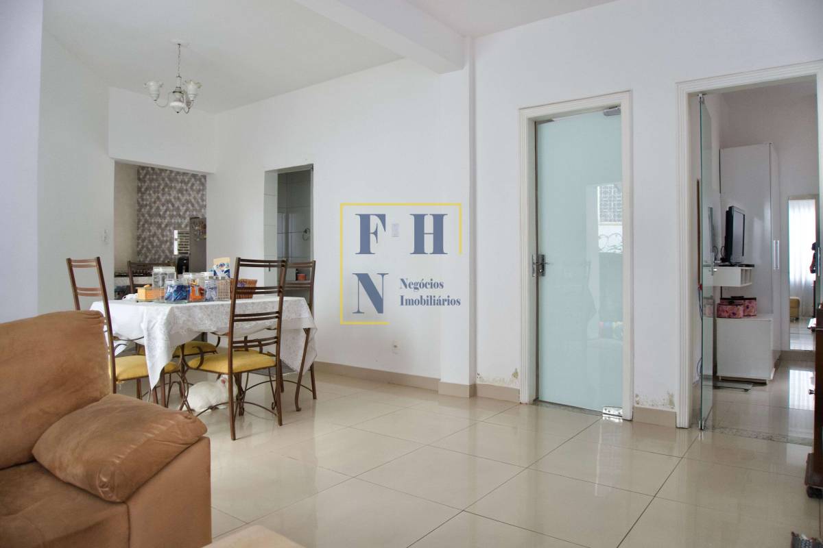 Casa 2 Quartos à Venda na Santa Tereza em Belo Horizonte - FHN Imóveis
