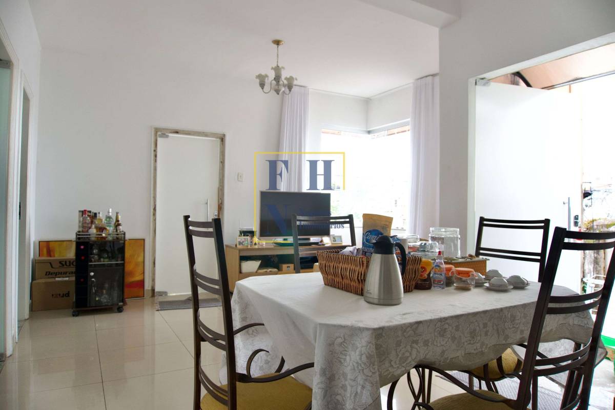  - Casa 2 Quartos à Venda na Santa Tereza em Belo Horizonte