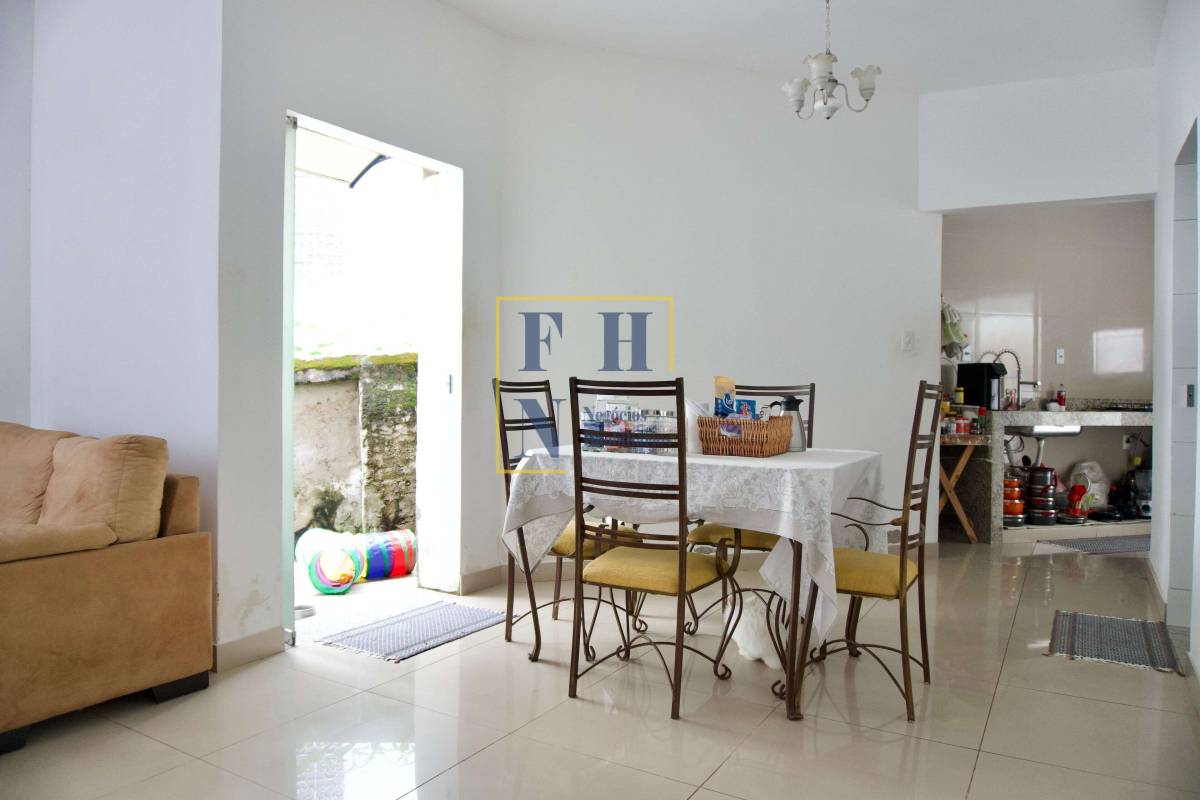  - Casa 2 Quartos à Venda na Santa Tereza em Belo Horizonte