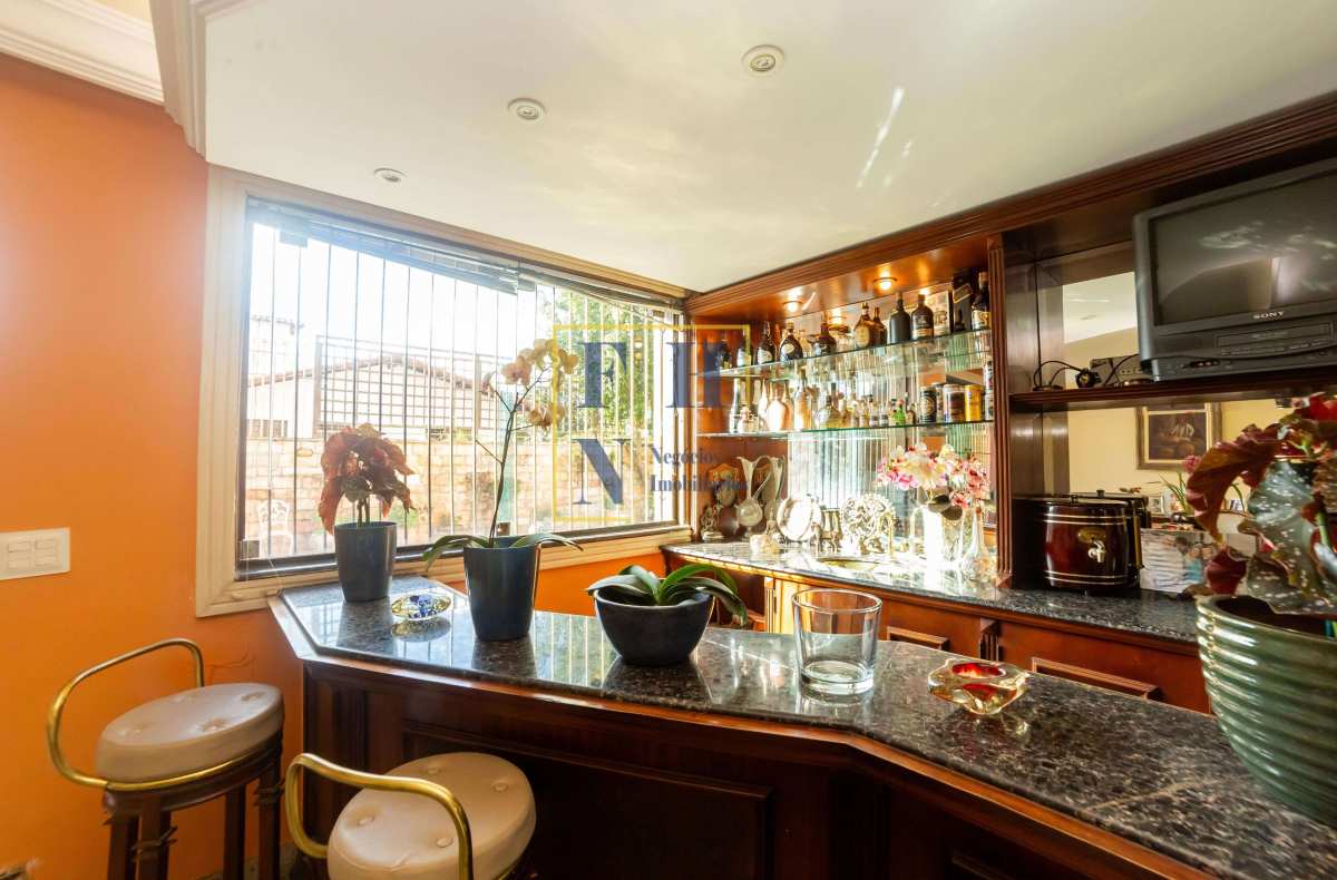 Casa 5 Quartos à Venda no São Bento em Belo Horizonte
