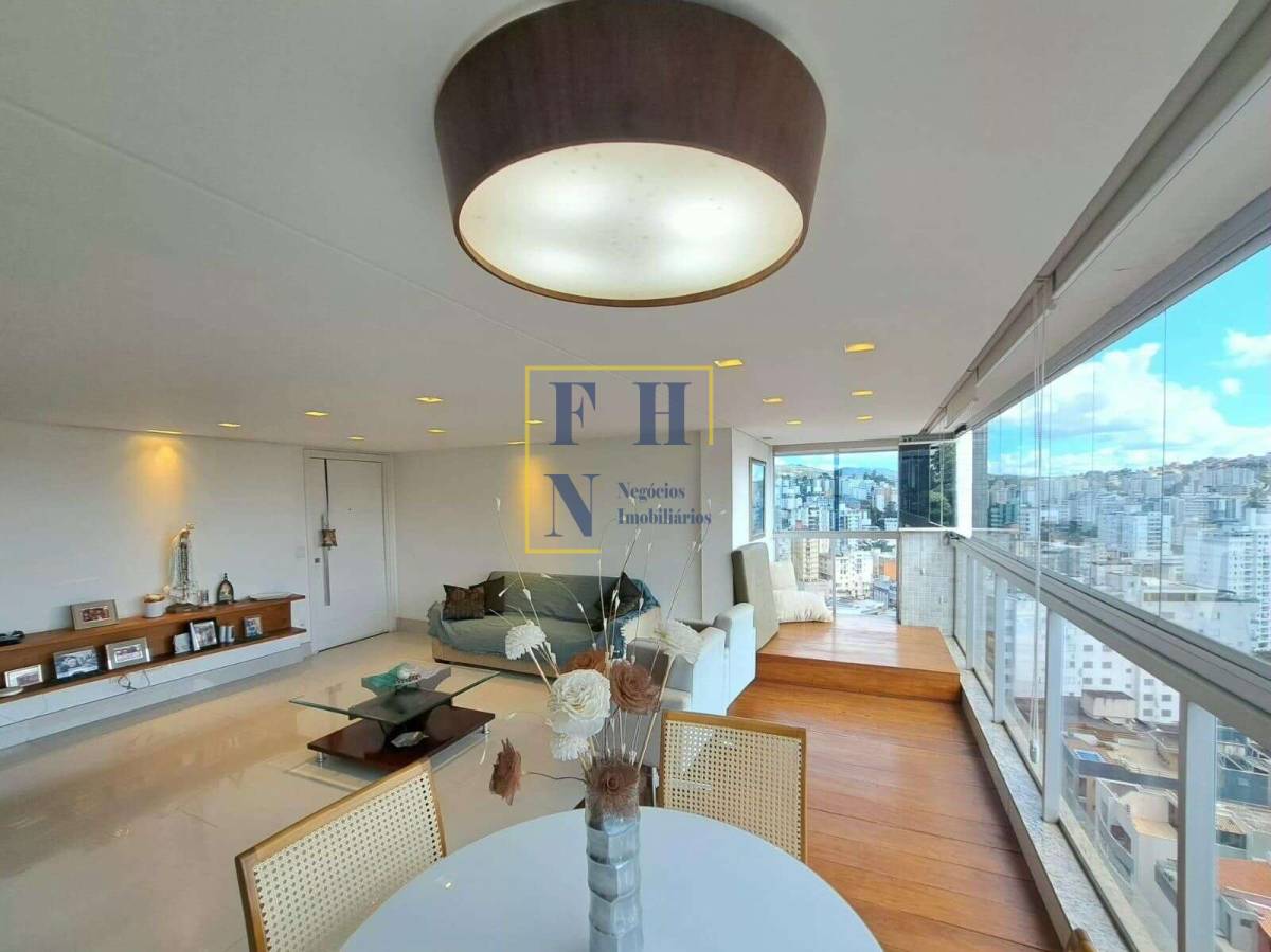 Cobertura à venda com 5 quartos, 348m² - Buritis,