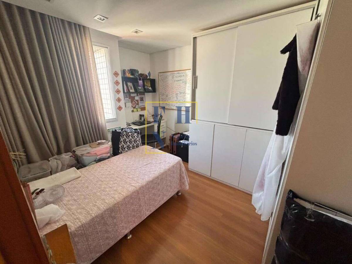 Cobertura à venda com 4 quartos, 294m² - Buritis,