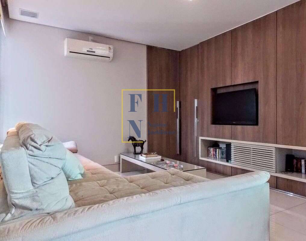Cobertura à venda com 4 quartos, 255m² - Buritis,