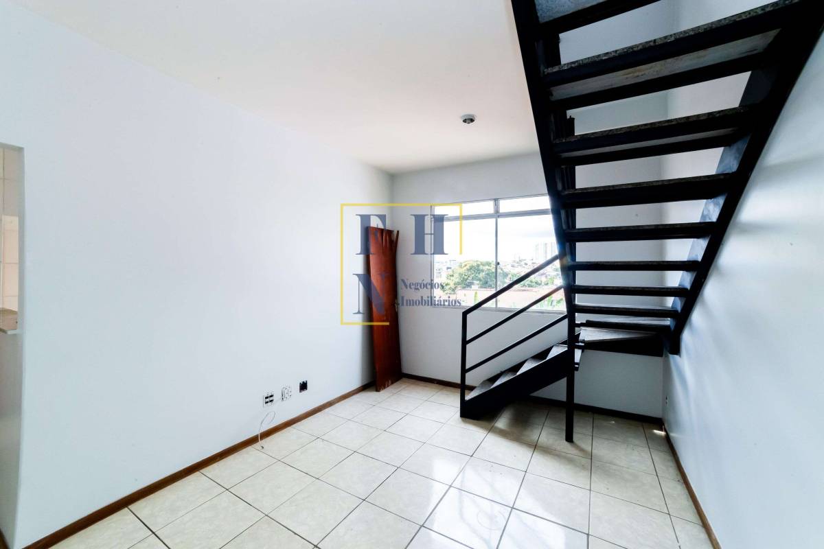 Cobertura à venda com 3 quartos, 123m² - Cachoeirinha,