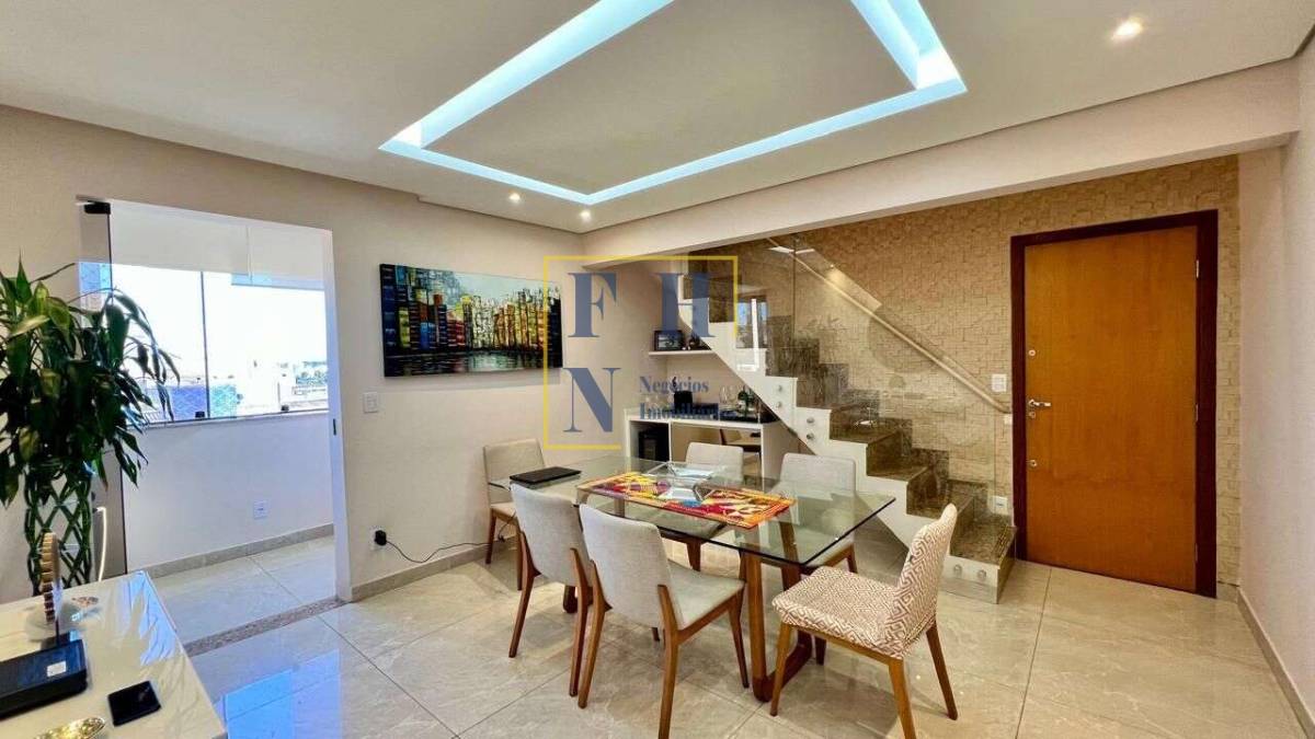 Cobertura à venda com 3 quartos, 180m² - Castelo,