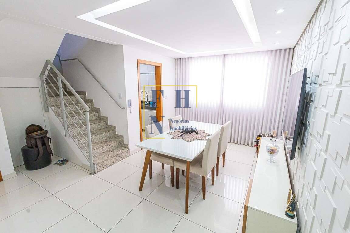 Cobertura à venda com 2 quartos, 130m² - Castelo,