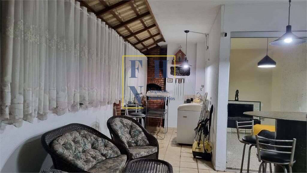 Cobertura à venda com 2 quartos, 122m² - Castelo,