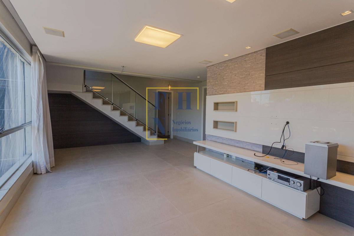 Cobertura à venda com 4 quartos, 350m² - Cidade Nova,