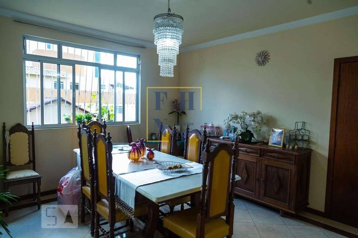 Cobertura à venda com 4 quartos, 160m² - Fernão Dias,
