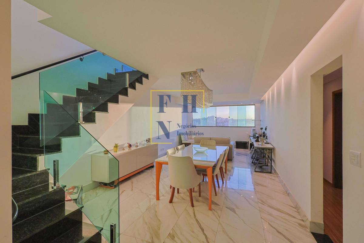 Cobertura à venda com 4 quartos, 300m² - Fernão Dias,