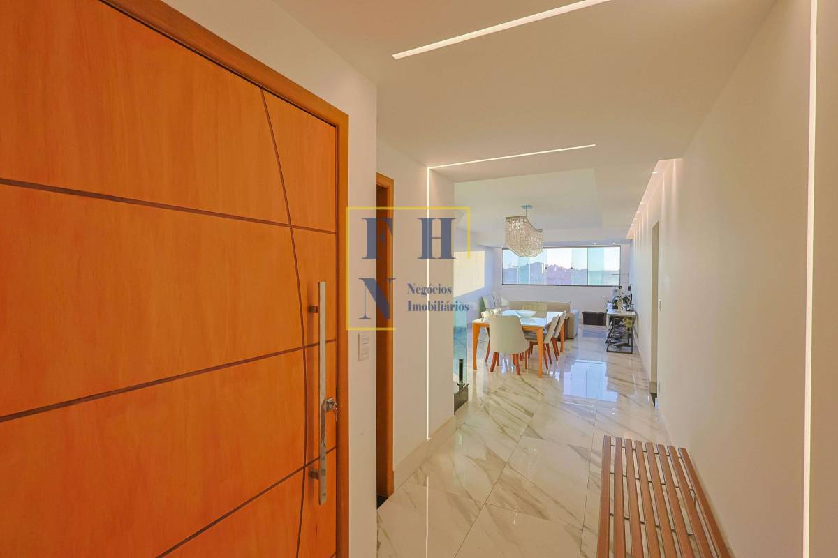 Cobertura à venda com 4 quartos, 300m² - Fernão Dias,