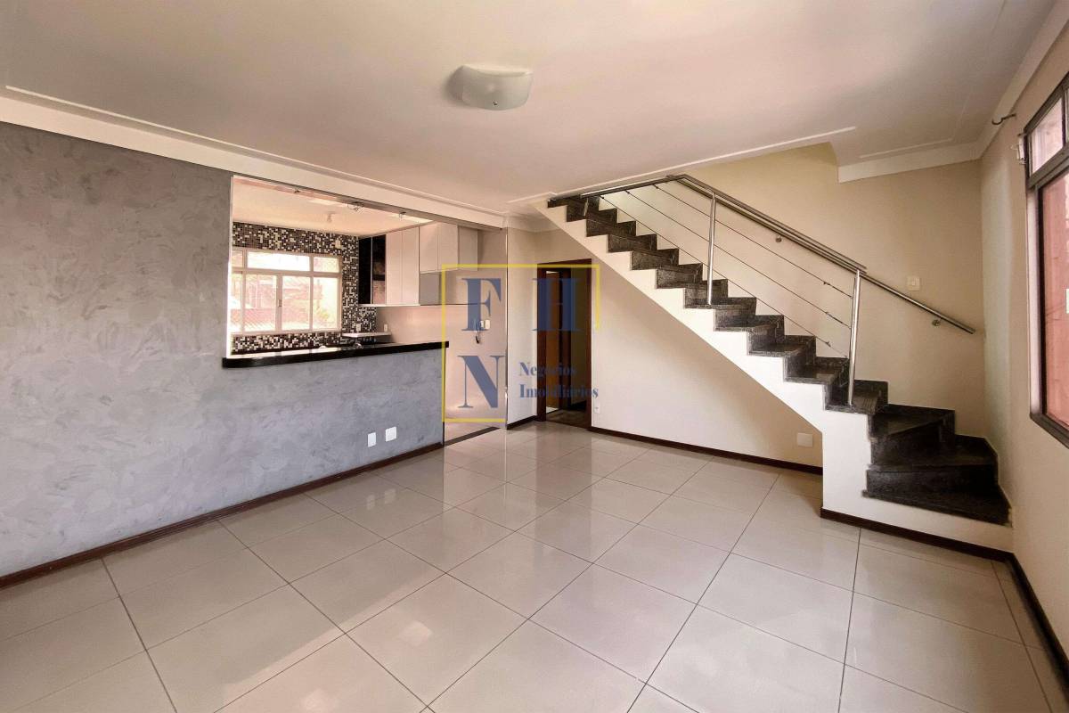 Cobertura à venda com 4 quartos, 263m² - Fernão Dias,
