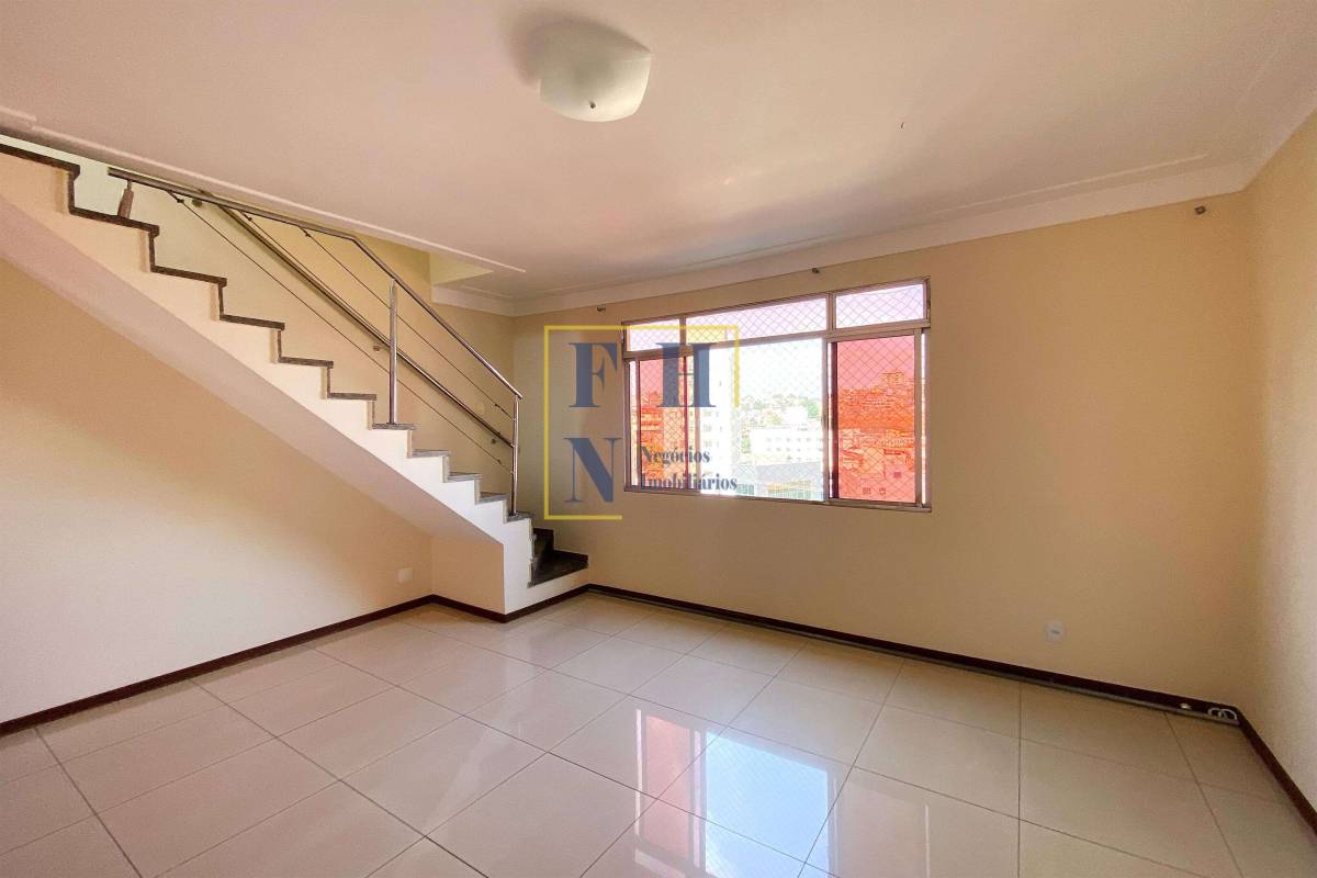 Cobertura à venda com 4 quartos, 263m² - Fernão Dias,