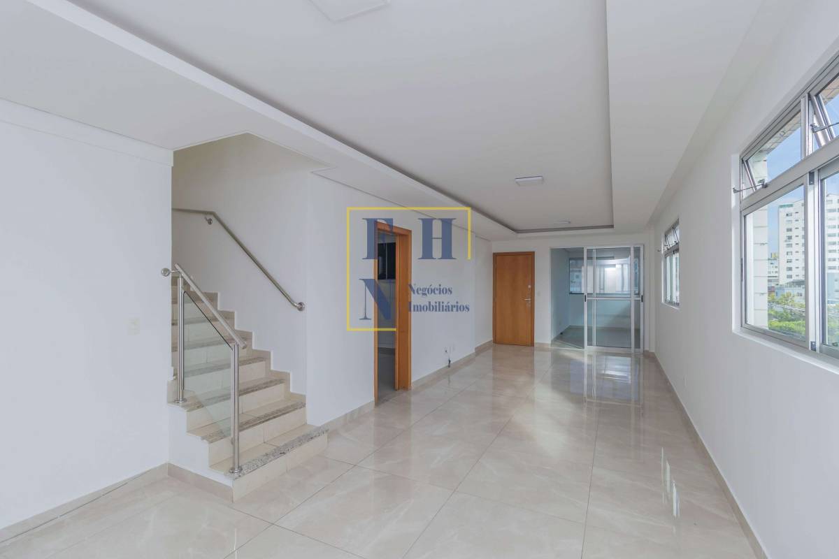 Cobertura à venda com 4 quartos, 259m² - Floresta,