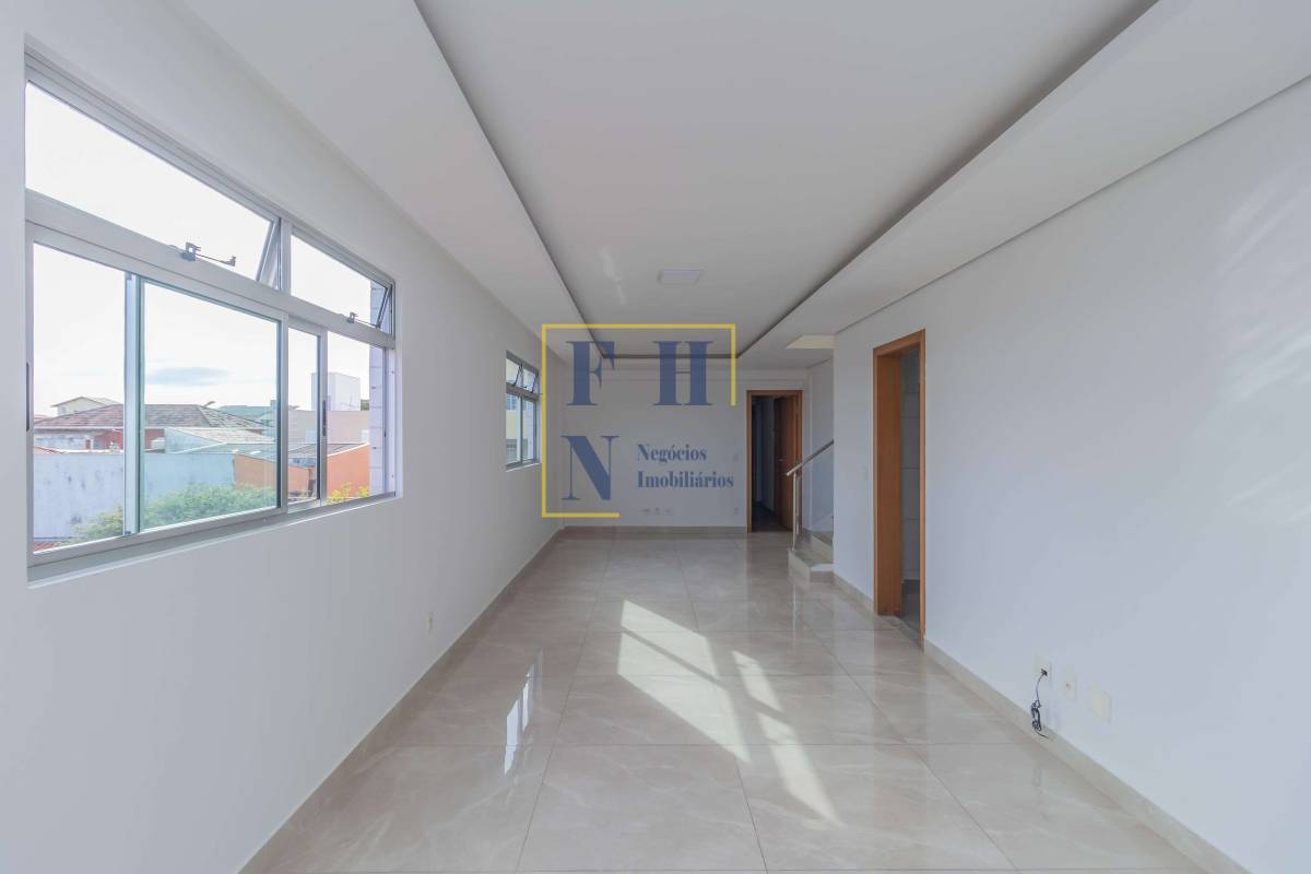 Cobertura à venda com 4 quartos, 259m² - Floresta,