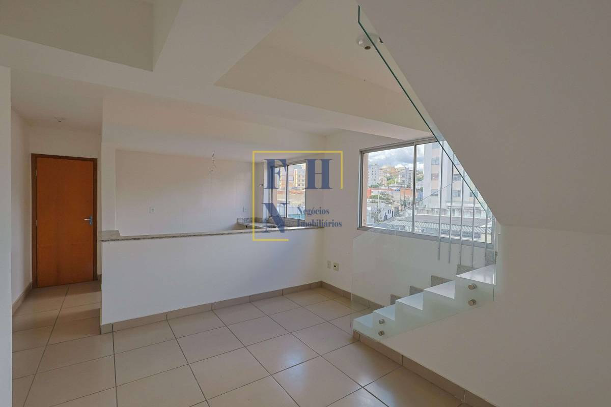 Cobertura à venda com 2 quartos, 109m² - Renascença,