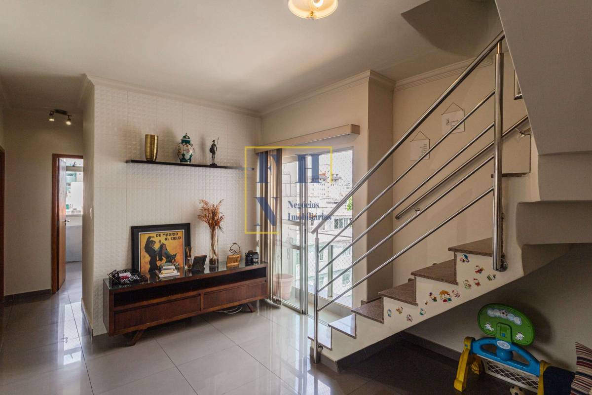 Cobertura à venda com 3 quartos, 132m² - Sagrada Família,