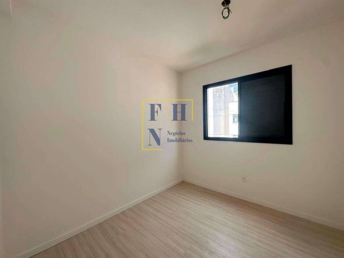 Cobertura à venda com 3 quartos, 173m² - Sagrada Família,