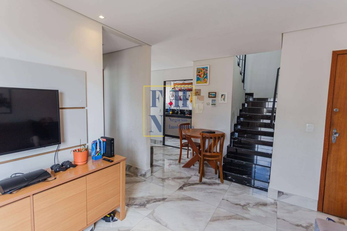  - Cobertura 2 Quartos à Venda na Sagrada Família em Belo Horizonte