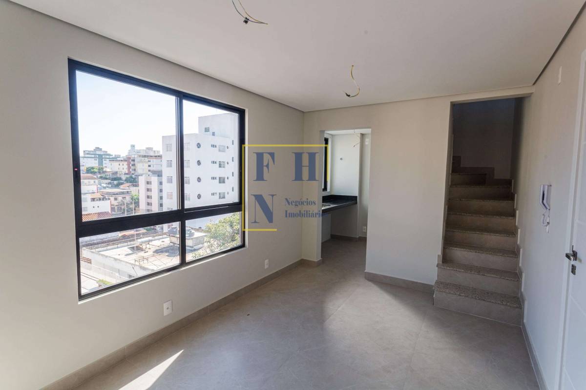 Cobertura à venda com 1 quarto, 72m² - Sagrada Família,