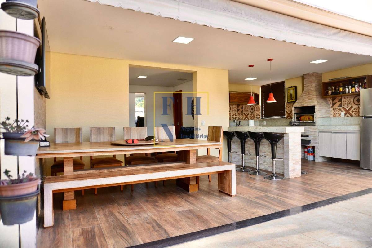 Cobertura à venda com 3 quartos, 169m² - Sagrada Família,